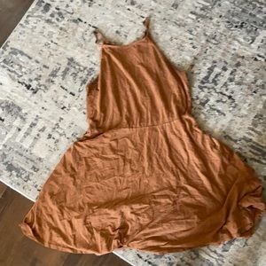 Brown dress with cut back that closes